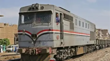 رحلات الصعيد اليوم: تفاصيل مواقيت قيام ووصول قطارات “تحيا مصر” والقطارات السياحية